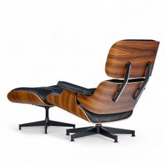 Charles Eames Charles and Ray Eames for Herman Miller Tall Walnut Lounge Chair and Ottoman - 4410722