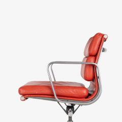 Charles Eames Eames Soft Pad Management Chair in Fire Red Edelman Leather by Herman Miller - 3445358