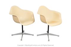 Charles Eames Pair Bucket Fiberglass Swivel Chairs Charles Eames for Herman Miller - 3949895