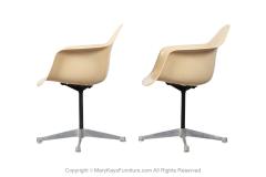 Charles Eames Pair Bucket Fiberglass Swivel Chairs Charles Eames for Herman Miller - 3949898