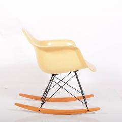 Charles Eames RAR Second Edition Rocking Armchair by Charles Eames for Herman Miller - 483544