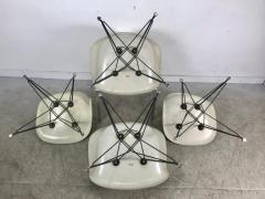 Charles Eames Set 4 Charles Eames Herman Miller Fiberglass Chairs Eiffel Tower Bases - 2559490