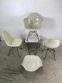 Charles Eames Set 4 Charles Eames Herman Miller Fiberglass Chairs Eiffel Tower Bases - 2559493