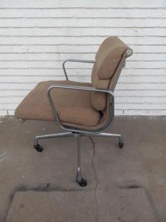 Charles Eames Soft Pad Chair by Eames for Herman Miller - 4014154
