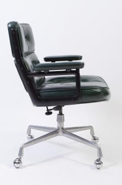 Charles Eames Time Life Chair by Eames for Herman Miller in Green Leather - 243202