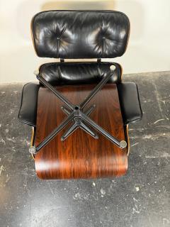 Charles Eames Vintage 1st Generation Eames Lounge Chair Ottoman in Brazilian Rosewood - 4125941
