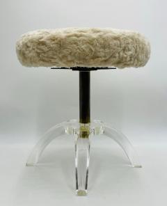 Charles Hollis Jones 1960s Sculptural Vanity Stool in Lucite Brass by Charles Hollis Jones - 3067895