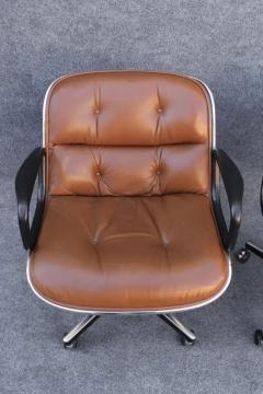 Charles Pollock Pair of Charles Pollock for Knoll Arm or Desk Chairs in Brown Leather Black - 3511446