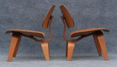 Charles Ray Eames 1940s Pair of Early Charles Eames for Herman Miller LCW Lounge Chairs in Oak - 3605387
