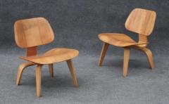 Charles Ray Eames 1940s Pair of Early Charles Eames for Herman Miller Lcw Lounge Chairs in Birch - 3605416