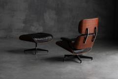 Charles Ray Eames 1st Gen Eames Lounge Chair by Charles and Ray Eames for Herman Miller USA 1957 - 4462860