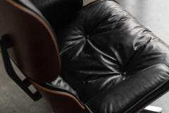 Charles Ray Eames 1st Gen Eames Lounge Chair by Charles and Ray Eames for Herman Miller USA 1957 - 4462862