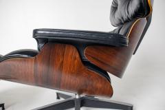 Charles Ray Eames 2nd Generation Eames Lounge Chair and Ottoman in Rosewood Black Leather - 4586152