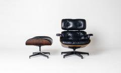 Charles Ray Eames 3rd Generation Eames Lounge Chair and Ottoman in Rosewood - 4586160