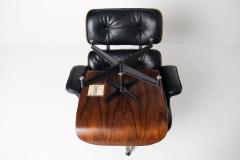 Charles Ray Eames 3rd Generation Eames Lounge Chair in Brazilian Rosewood and New Black Leather - 4577344