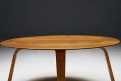 Charles Ray Eames CTW Coffee Table by Charles and Ray Eames United States 1940s - 3484388