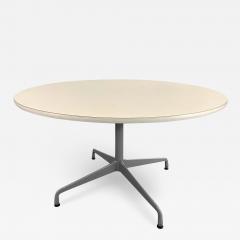 Charles Ray Eames Charles and Ray Eames MCM Round Dining or Conference Table for Herman Miller - 2929315