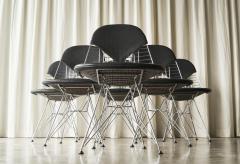Charles Ray Eames Charles and Ray Eames Set of 6 Bikini Wire Frame Chairs Vitra 1980s - 4396282