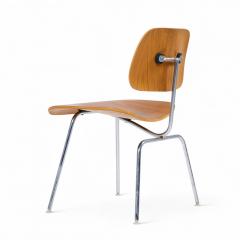 Charles Ray Eames Charles and Ray Eames for Herman Miller DCM Walnut Dining Chairs Set of 6 - 4341877