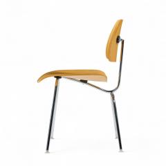 Charles Ray Eames Charles and Ray Eames for Herman Miller DCM White Ash Dining Chairs Set of 6 - 4381837