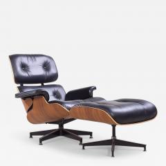 Charles Ray Eames Charles and Ray Eames for Herman Miller Walnut Eames Lounge Chair with Ottoman - 4287946