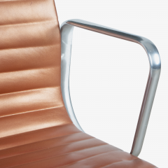 Charles Ray Eames Eames Aluminum Group Management Chair in Copper Edelman Leather by Herman Miller - 3430043