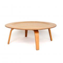 Charles Ray Eames Eames CTW Coffee Table in Oak For Herman Miller circa 1950 - 3158565