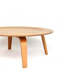 Charles Ray Eames Eames CTW Coffee Table in Oak For Herman Miller circa 1950 - 3158566