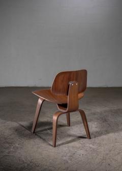 Charles Ray Eames Eames DCW chair for Evans - 4401074