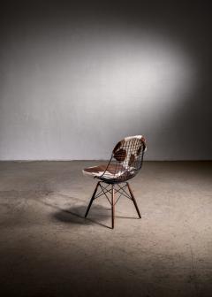 Charles Ray Eames Eames DKW chair with cowhide bikini upholstery - 3360505