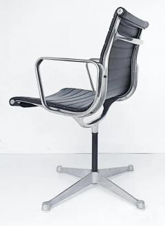 Charles Ray Eames Eames Herman Miller EA108 Aluminum Group Swivel Chairs Leather - 3502467