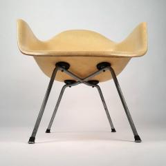 Charles Ray Eames Eames LAX Armshell Lounge Chair - 1223111