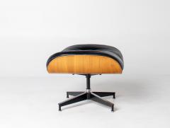 Charles Ray Eames Eames Lounge Chair Ottoman in Walnut by Herman Miller - 4541363