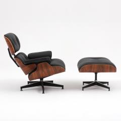 Charles Ray Eames Eames Lounge Chair and Ottoman in Rosewood and Black Leather Herman Miller - 4526327