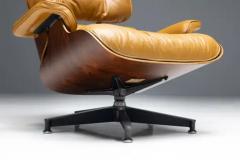 Charles Ray Eames Eames Lounge Chair with Ottoman for Herman Miller United States 1950s - 3472379