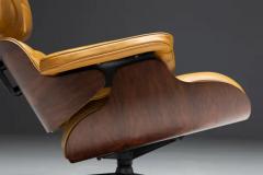 Charles Ray Eames Eames Lounge Chair with Ottoman for Herman Miller United States 1950s - 3472433