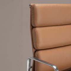Charles Ray Eames Eames Soft Pad Executive Chairs in Butterscotch Leather by Herman Miller - 4728716