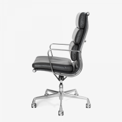 Charles Ray Eames Eames Soft Pad Executive Chairs in Gray Leather for Herman Miller - 2331262