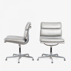 Charles Ray Eames Eames Soft Pad Side Chairs in Silver Edelman Leather by Herman Miller Pair - 3410989