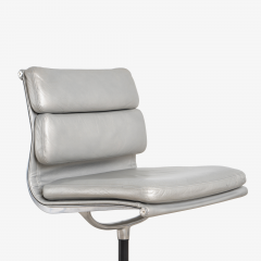 Charles Ray Eames Eames Soft Pad Side Chairs in Silver Edelman Leather by Herman Miller Pair - 3410995