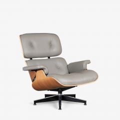 Charles Ray Eames Eames Tall Lounge Chair Ottoman in Smoke Leather Walnut by Herman Miller - 4220052