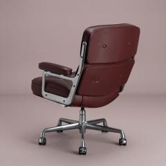 Charles Ray Eames Eames Time Life Executive Chair in Original Bordeaux Leather by Herman Miller - 4730282