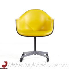 Charles Ray Eames Eames for Herman Miller Mid Century Yellow Padded Fiberglass Swivel Office Chair - 3684200