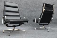 Charles Ray Eames Pair of Charles Ray Eames Herman Miller Black Leather Soft Pad Lounge Chairs - 3219255