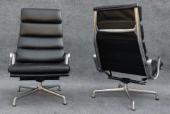 Charles Ray Eames Pair of Charles Ray Eames Herman Miller Black Leather Soft Pad Lounge Chairs - 3219284