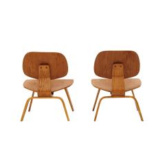 Charles Ray Eames Pair of LCW Chairs by Charles and Ray Eames for Evans 1940s - 4161177