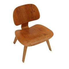 Charles Ray Eames Pair of LCW Chairs by Charles and Ray Eames for Evans 1940s - 4161182