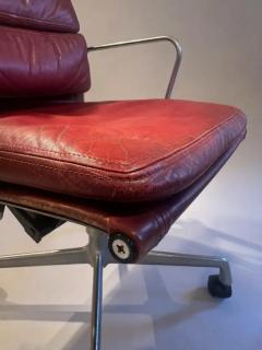 Charles Ray Eames Rare Swivel Desk Chair Ea208 by Charles Ray Eames 1950s - 3553501