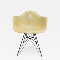 Charles Ray Eames Second Generation All Original Eames Fiberglass with Dar Eiffel Tower Base - 2682342