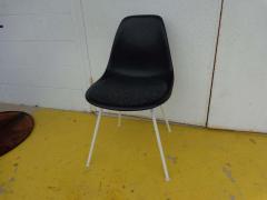 Charles Ray Eames Set of 4 Signed Eames Herman Miller Shell Chairs - 2639041